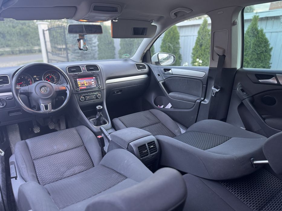 Volkswagen Golf VI