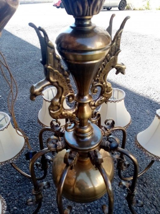 Impozant candelabru de dimensiuni impresionante cu 8 brate din bronz m