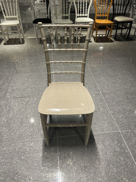 Scaune Chiavari Tiffany Nunta