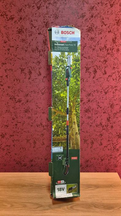Fierastrau telescopic crengi, acumulator Bosch Universal ChainPole 18