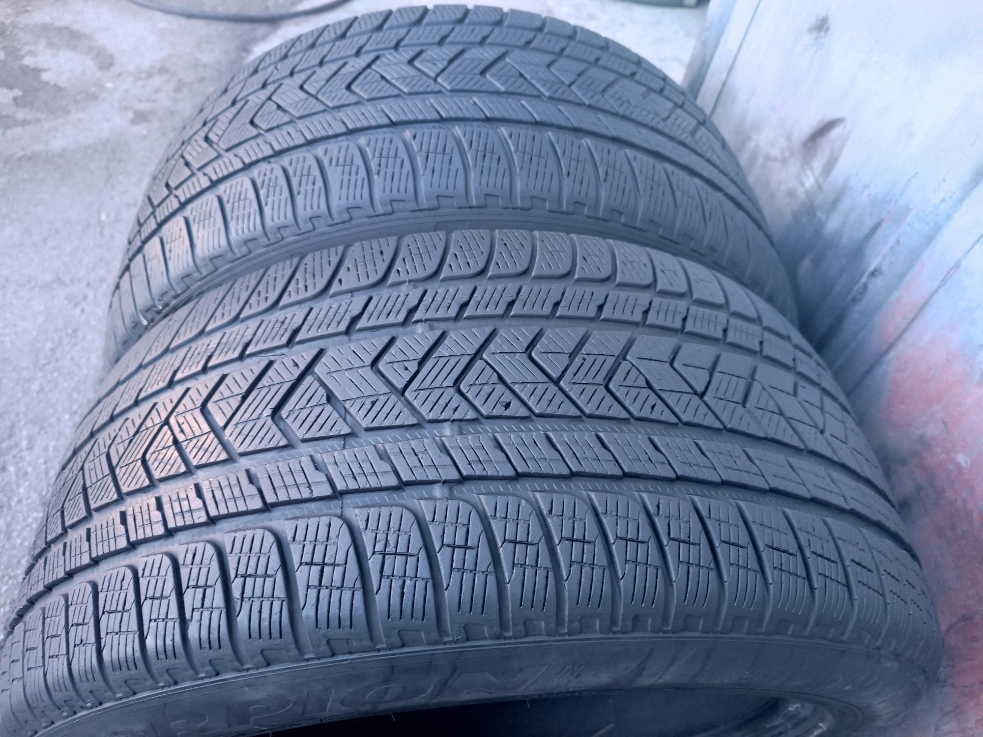 285/45/19 Pirelli