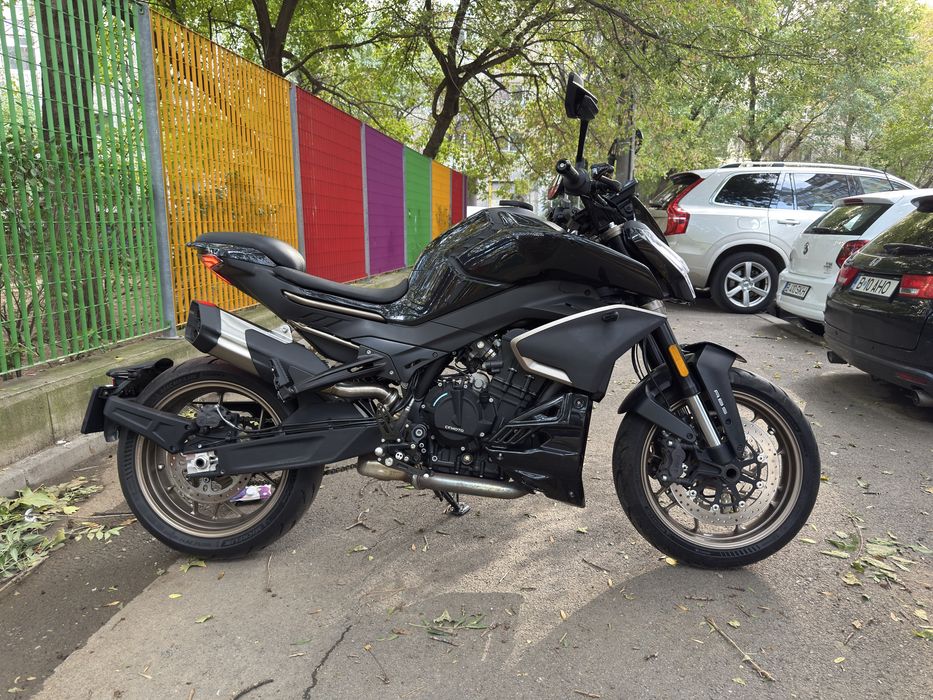 CF Moto 800NK 2023