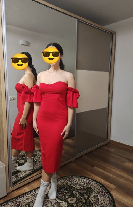 Rochie Trendyol roșie cu detalii