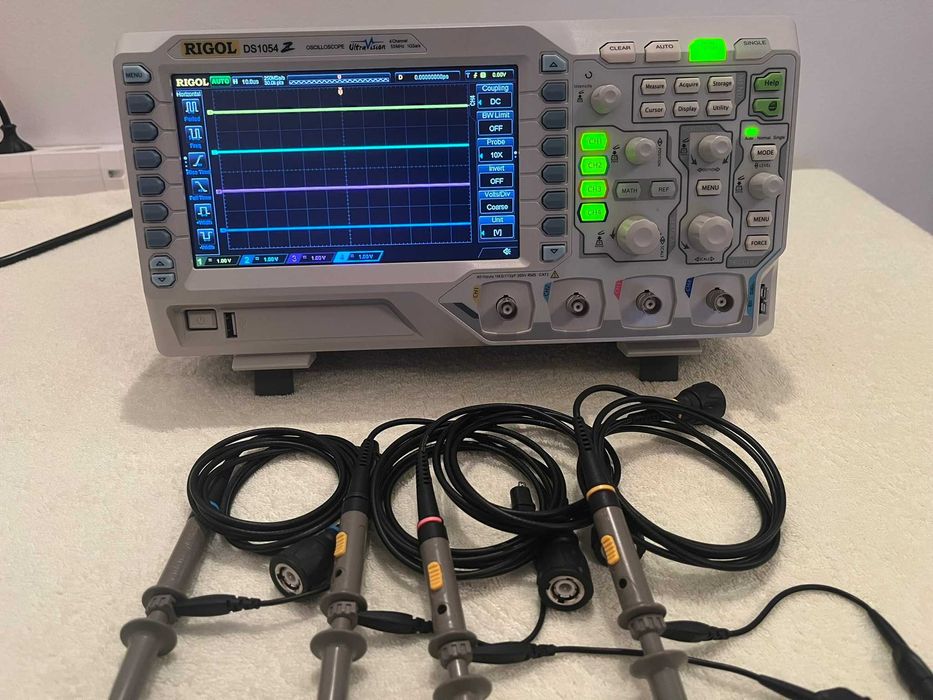 Osciloscop 4 canale 50MHz Rigol DS1054z #1