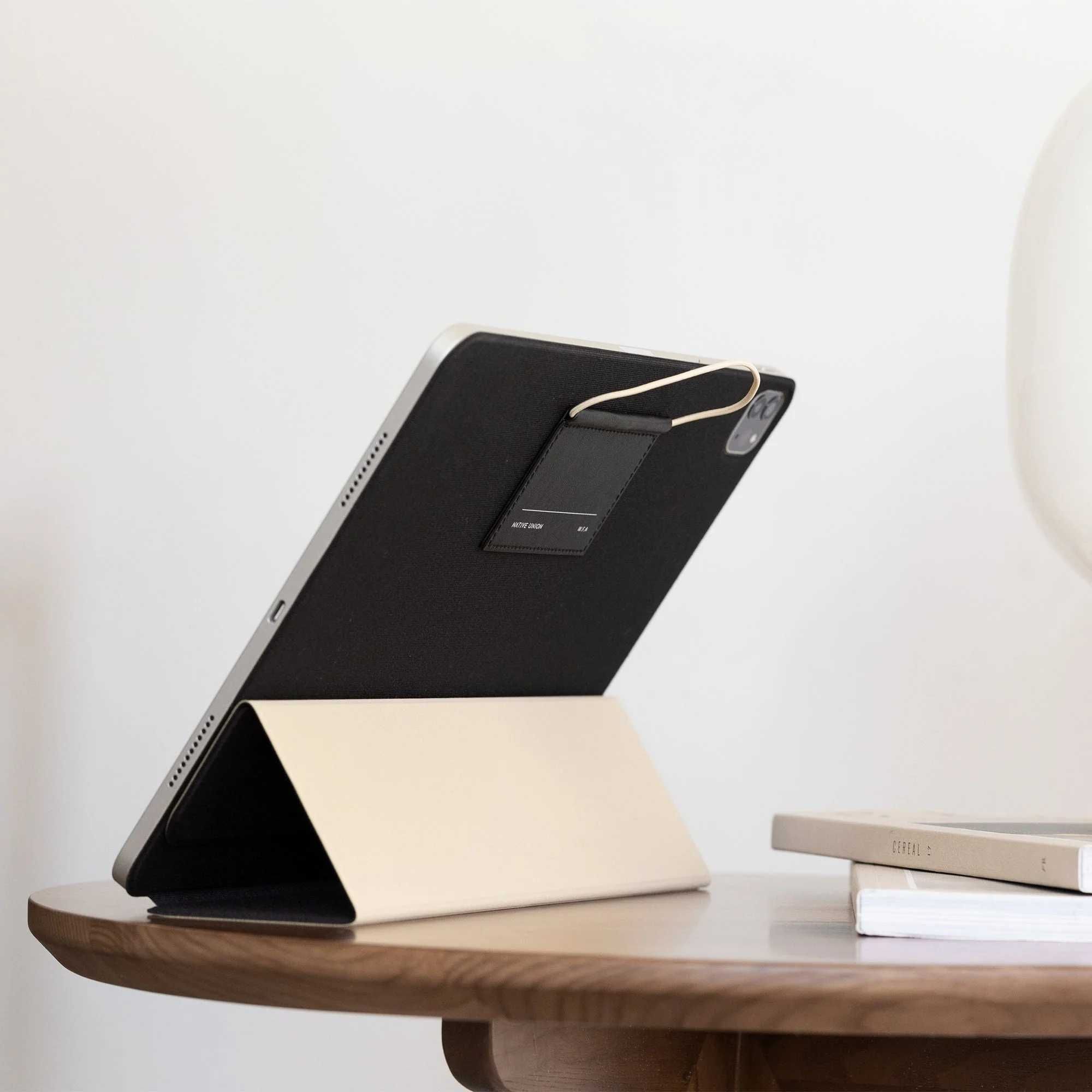 Native Union WFA Folio — функциональный чехол для iPad Pro 11" & 12,9"