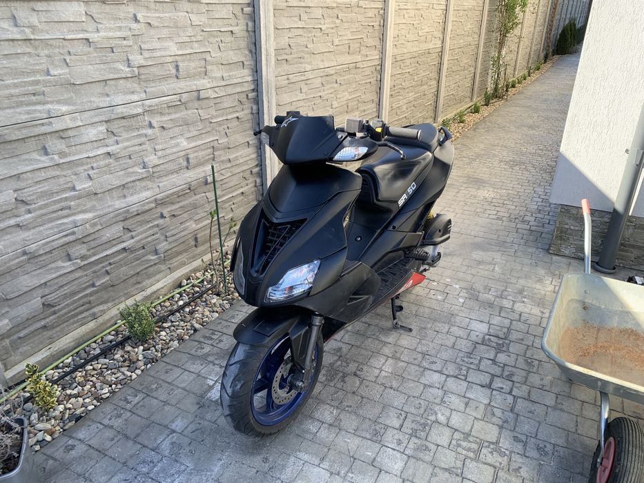 Vand scuter Aprilia SR 50 Facory