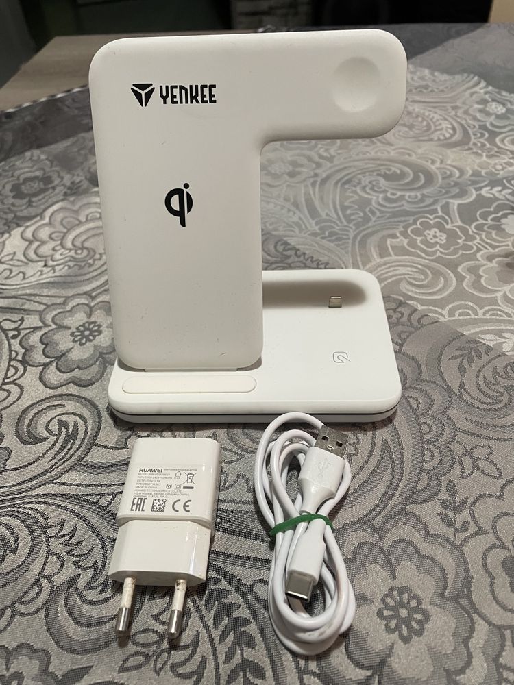 Безжично зарядно YENKEE YAC 5300WH
