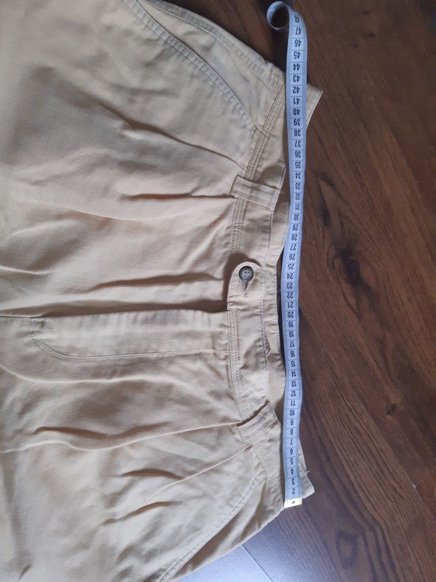 Pantaloni scurți cu adaos de in 50/52