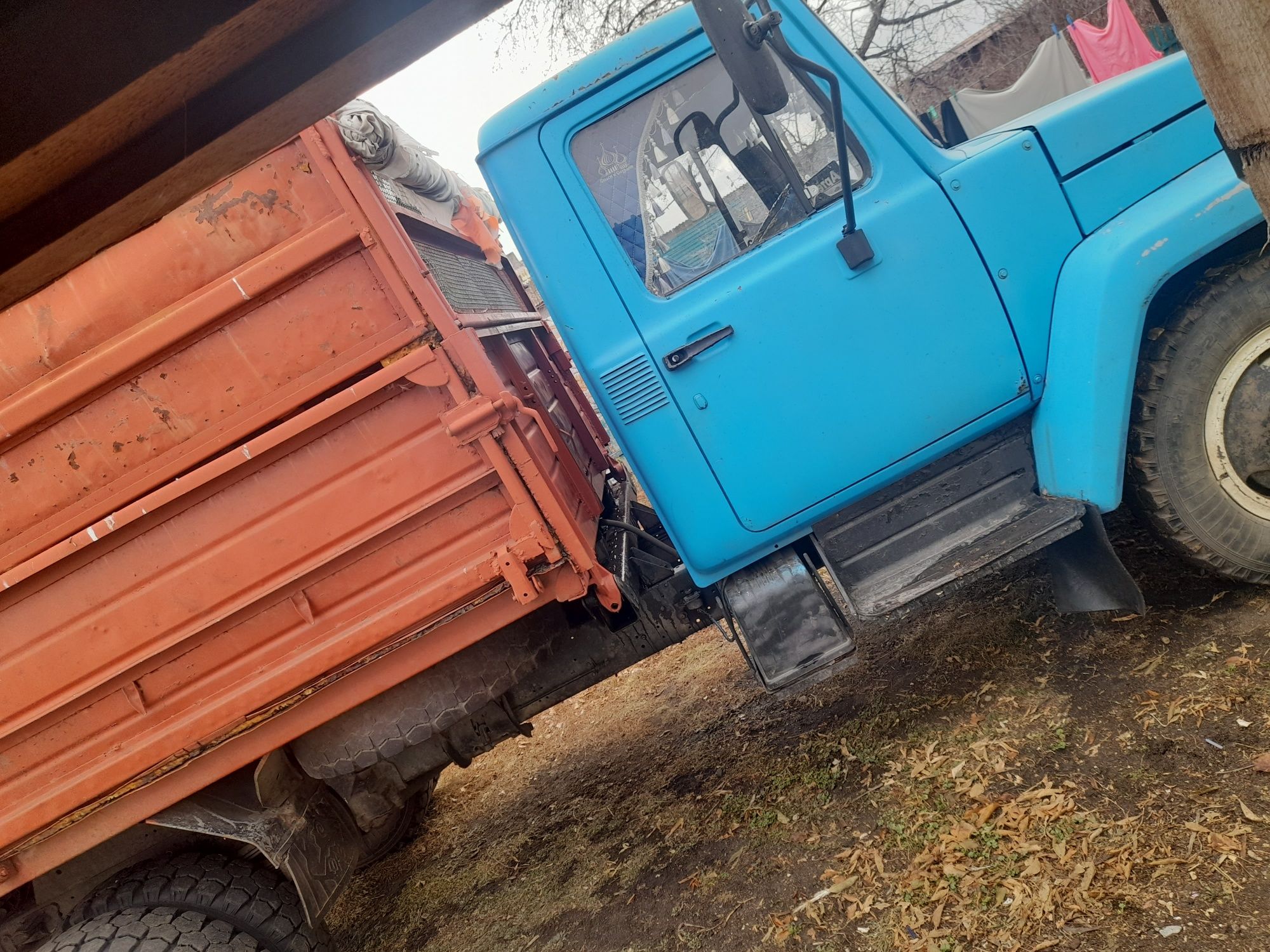 Продам Газ53 в нормальном состоянии