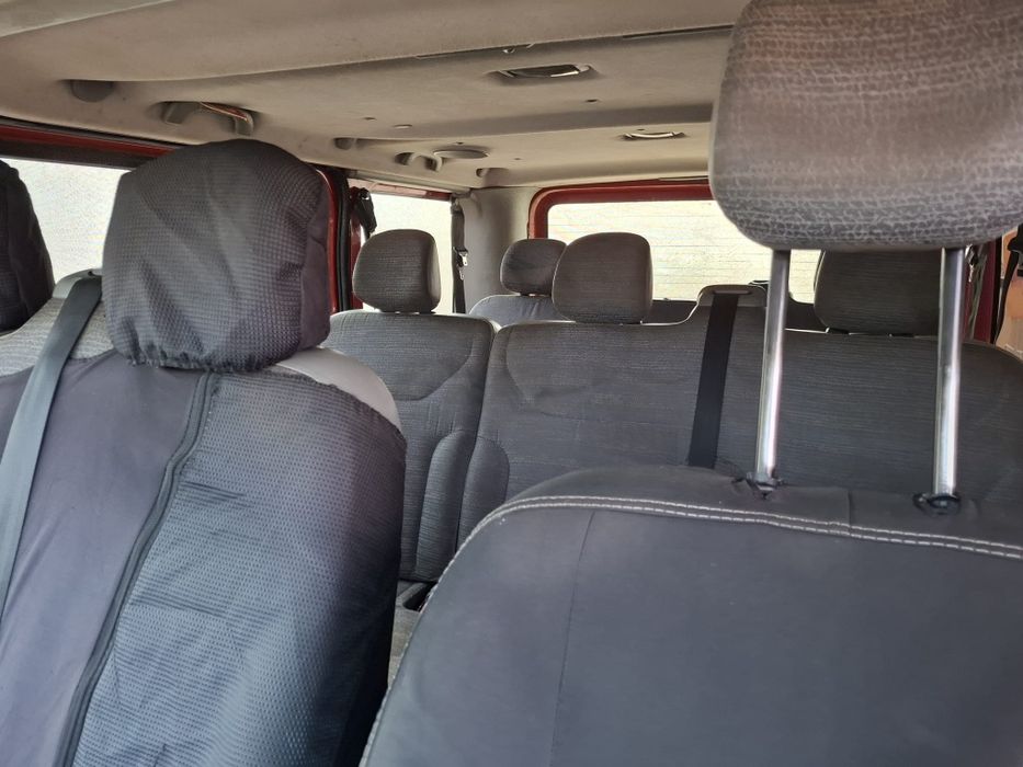 Renault Trafic 8+1