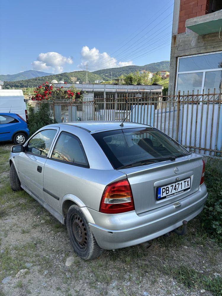 Opel Astra 1.6 Бензин