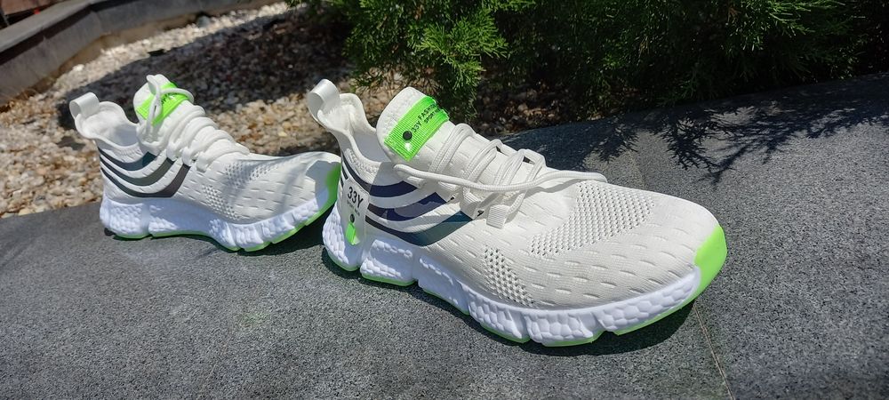 Adidas adidasi NOI masuri 42 / 43 de vara comozi