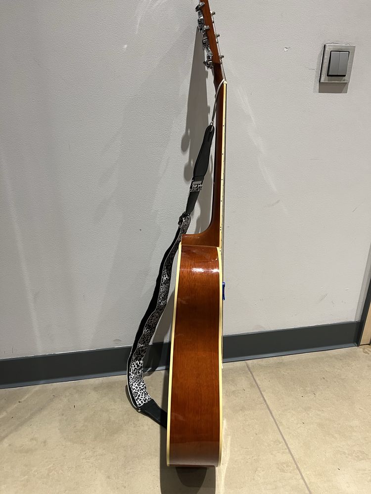 Гитара | Gitara orginal srochna sotiladi