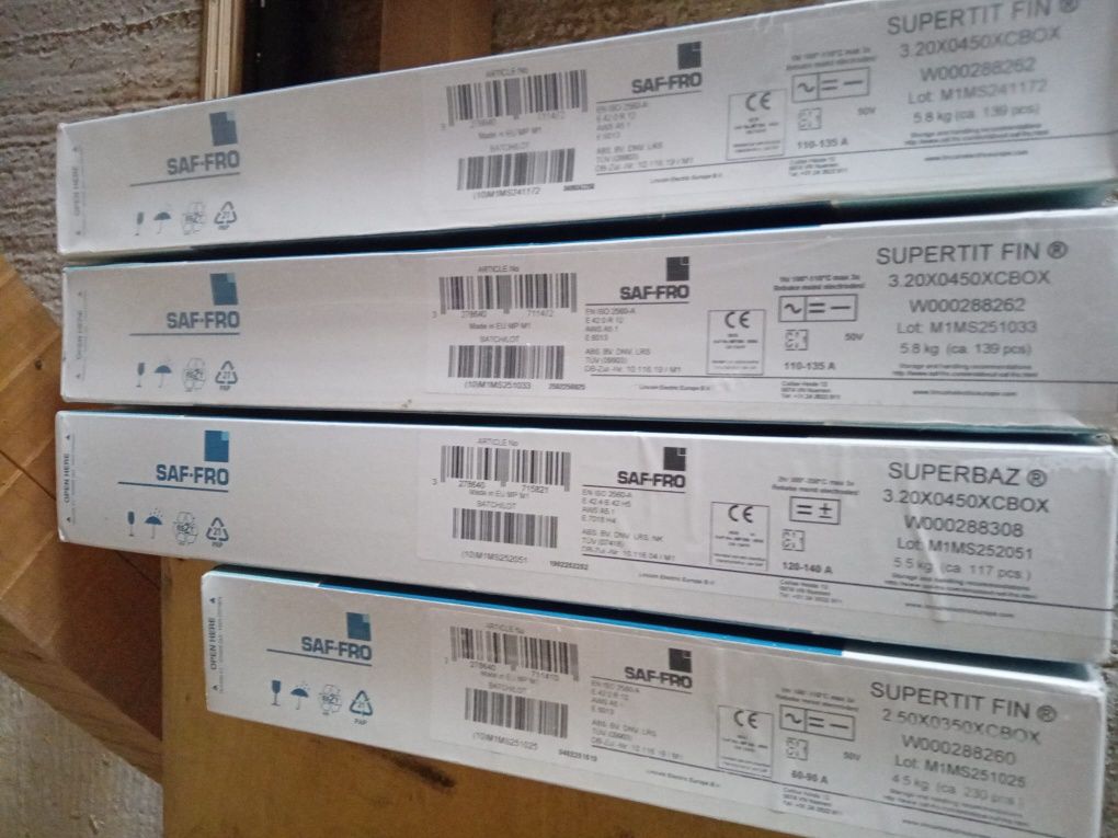 Electrozi sudura Supertit Fin , Superbaza