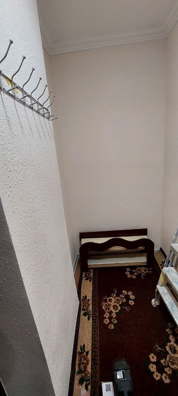 Тезда Динамода 1хона 4этаж   квартира ижарага берил