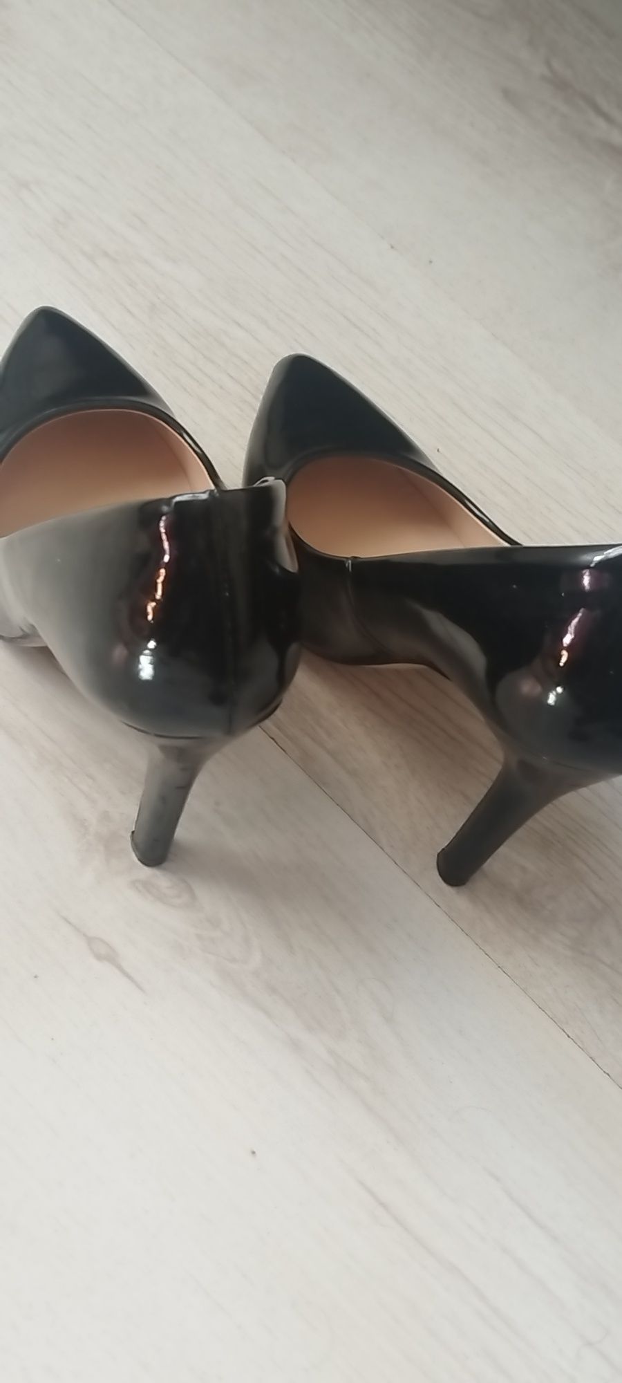 Pantofi cu toc 36