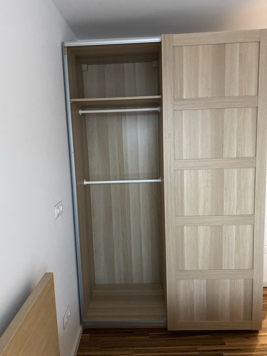 Гардероб 150/44/236 с плавно затварящи се плъзгащи врати