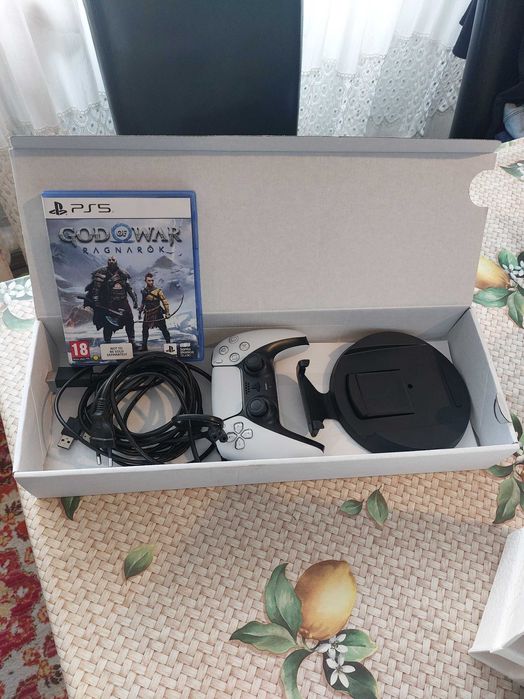 PlayStation 5 , nou,un joc din partea casei