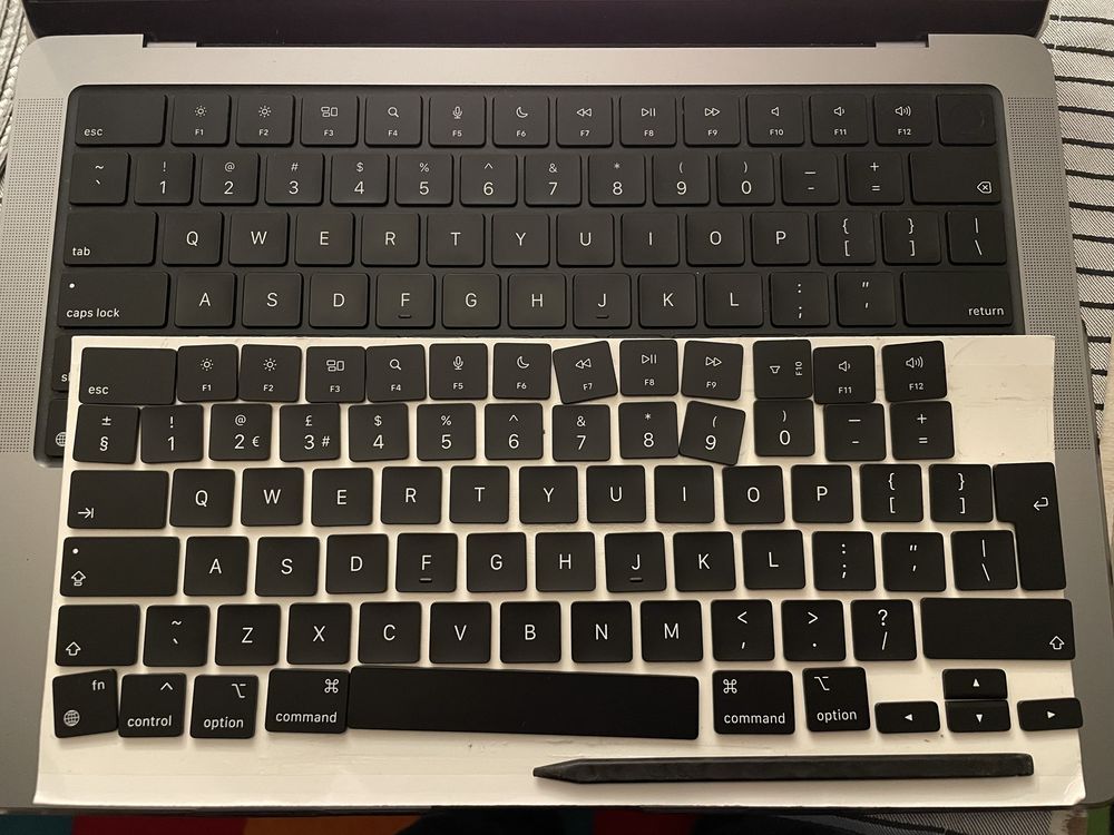 Taste de schimb Macbook Pro, diferite generatii