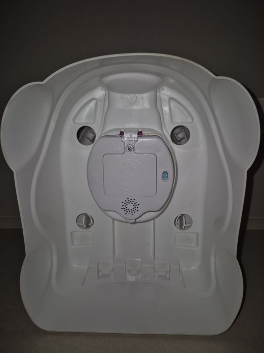 Fisher price музикална бебешка тоалетна