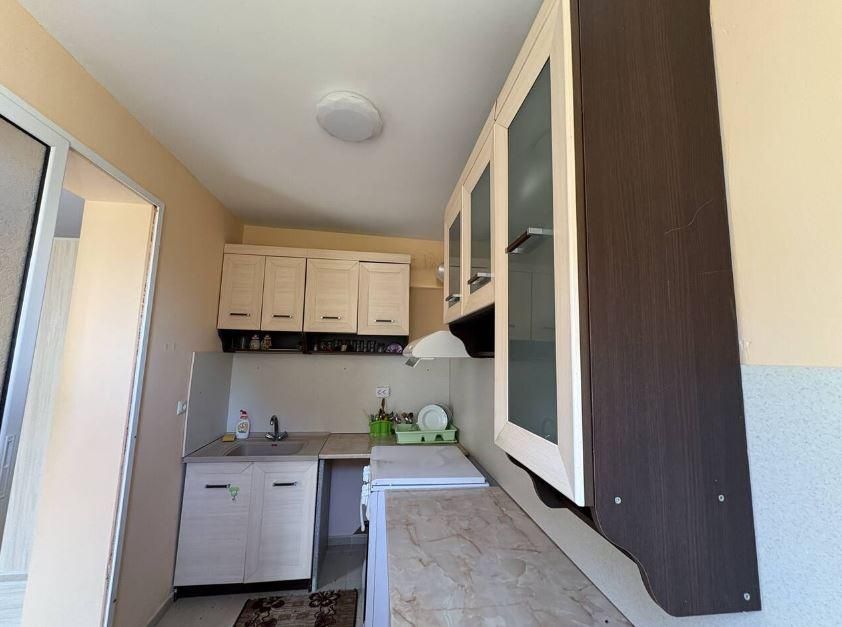 Дава се под наем Тристаен апартамент в Варна, Виница - 78 кв.м за 300 € - Снимка #1