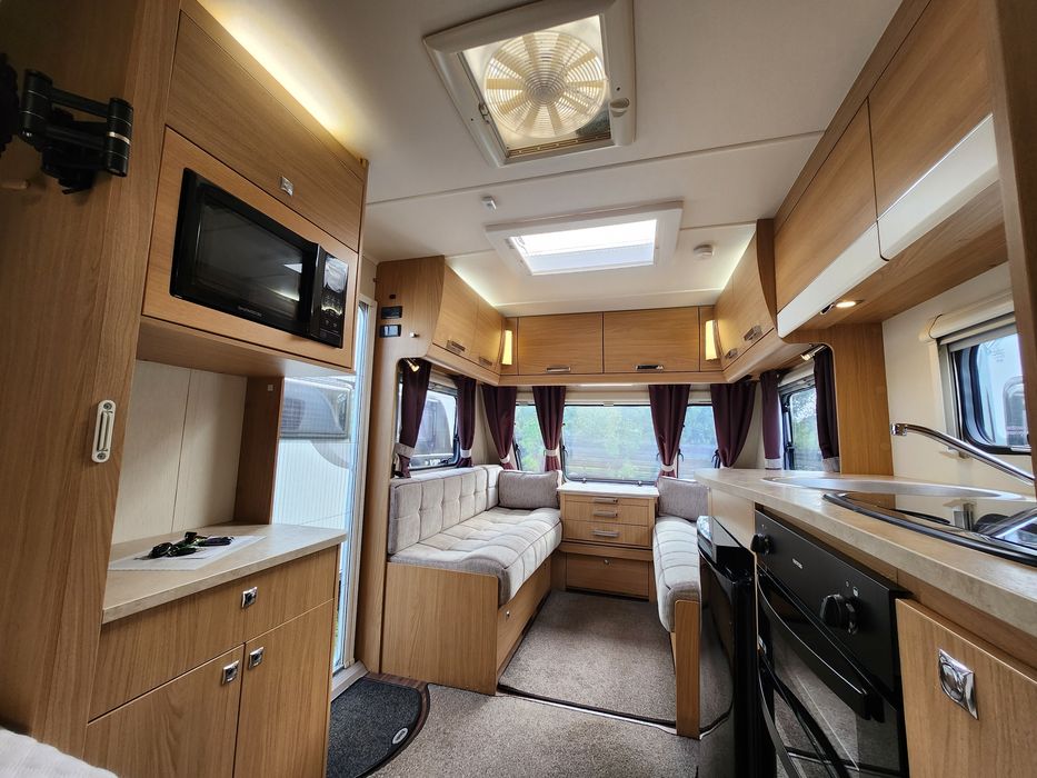 Rulota Elddis SUPREME,ÎNMATRICULATĂ,matrimonial,Centrala,mover,P.Solar