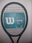 Продавам Тенис Ракета WILSON BLADE 100 V9.