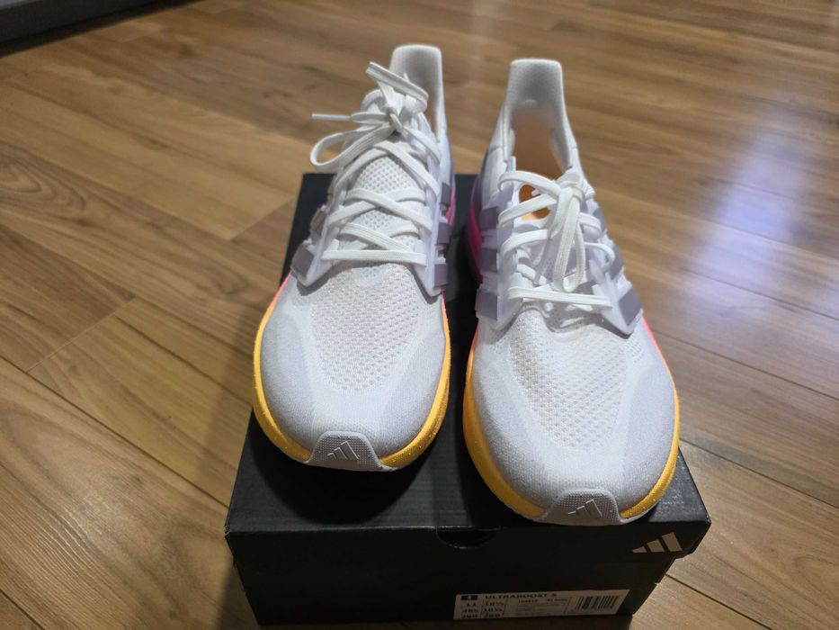 Adidas Ultraboost 5, noi, 45 1/3