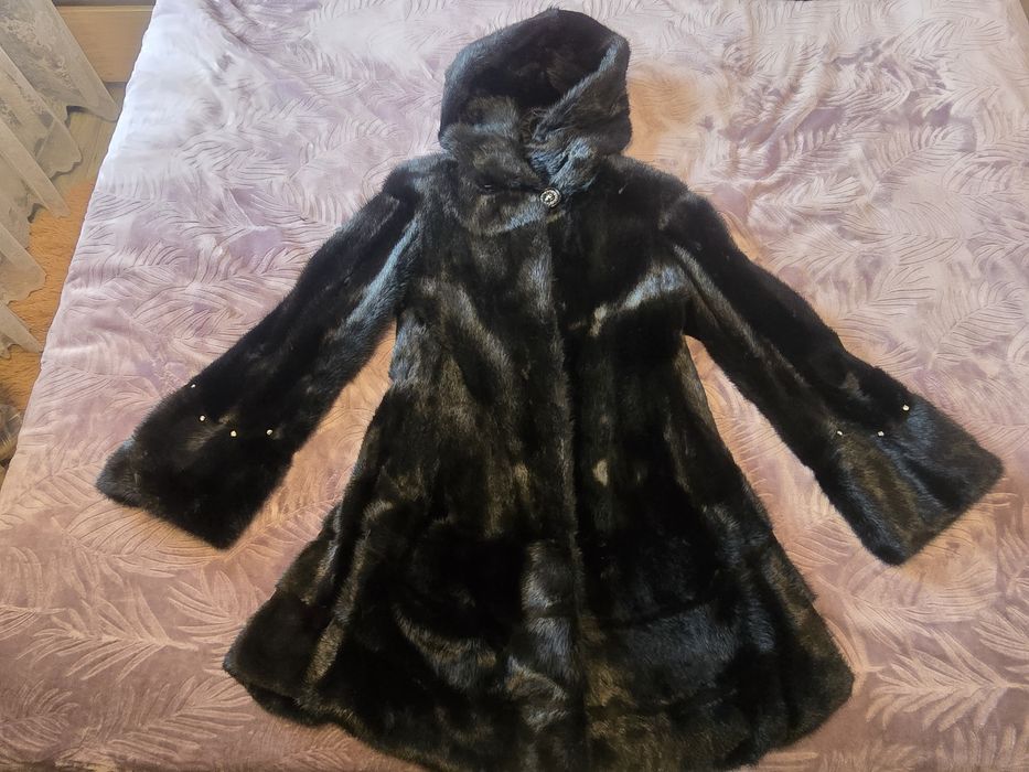 Продам норковую натуральную  шубу