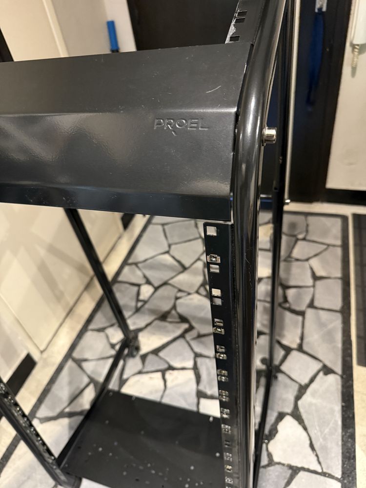 Proel rack stand KR28