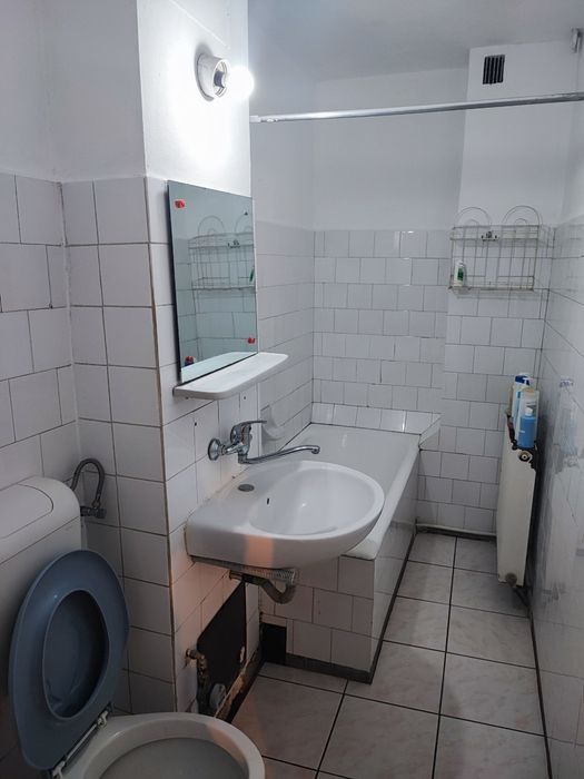 Închiriez apartament 2 camere decomandate, etaj 1, zona centrala Sibiu