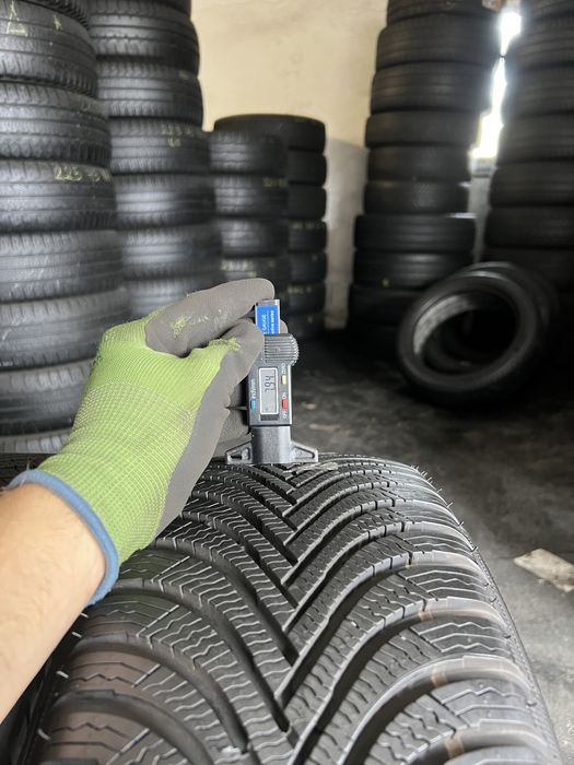 4 anvelope de iarna 205/50/17 Michelin 8mm!