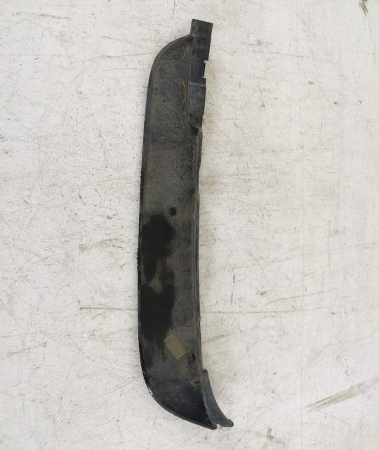 Десен въздушен дефлектор на предна броня Оригинален, в добро състояние