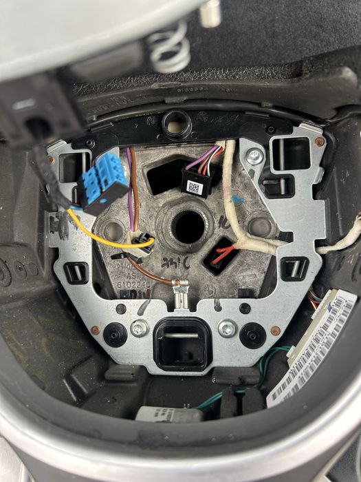 Volan BMW seria 5 f10,f11 sau alte modele