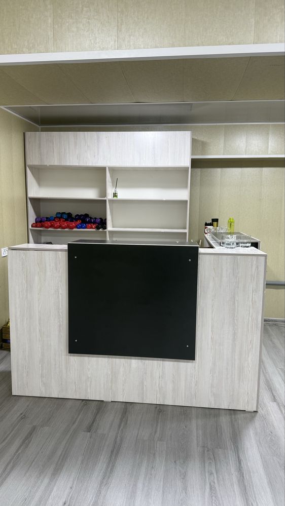Resepshn  bar. Komplekt 3 mln sum shkaflari bor