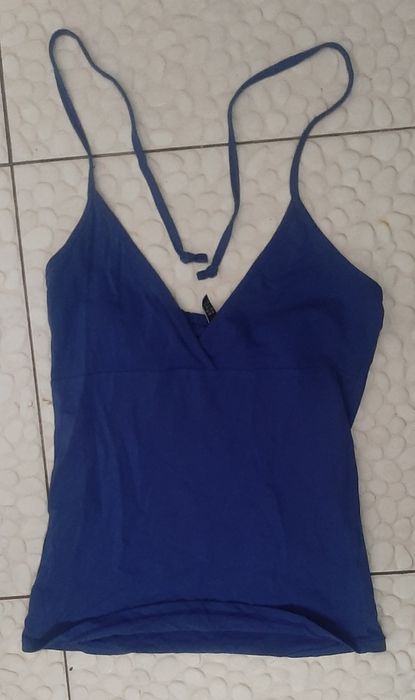 Продам кофточки футболочки