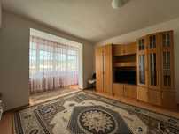Închiriez apartament mobilat - 3 camere in Precista