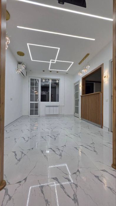 Чиланзар 2 Квартал Напротив NRG Продается Нежилой