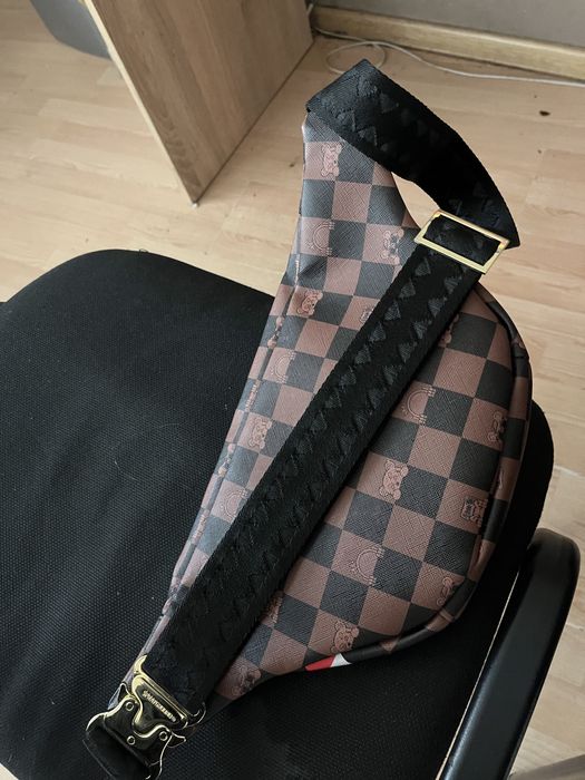 Чанта sprayground