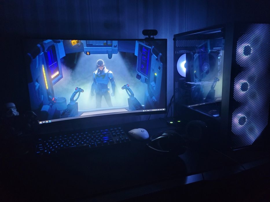 Продам игровой комплект (ПК новый)