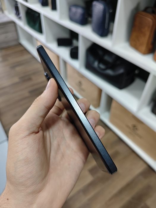 Poco F6 512Gb Black Sotlad