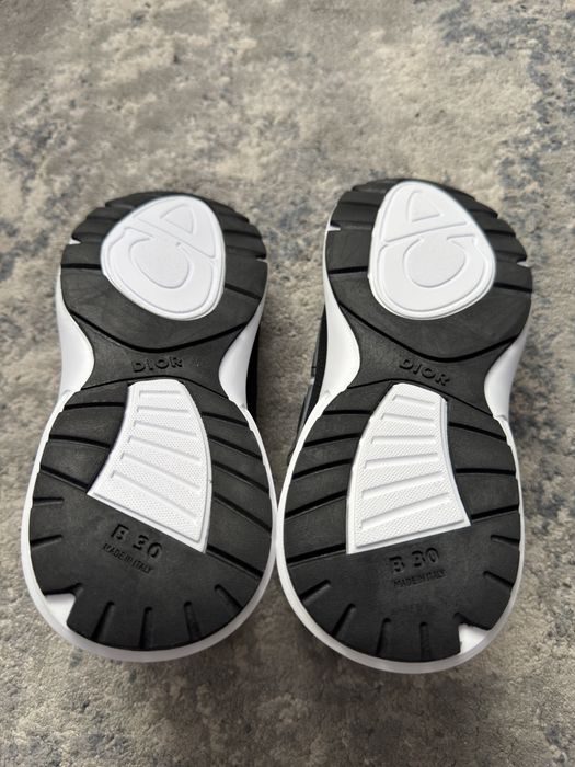 Papui dior b30 marimea 42 sau 43