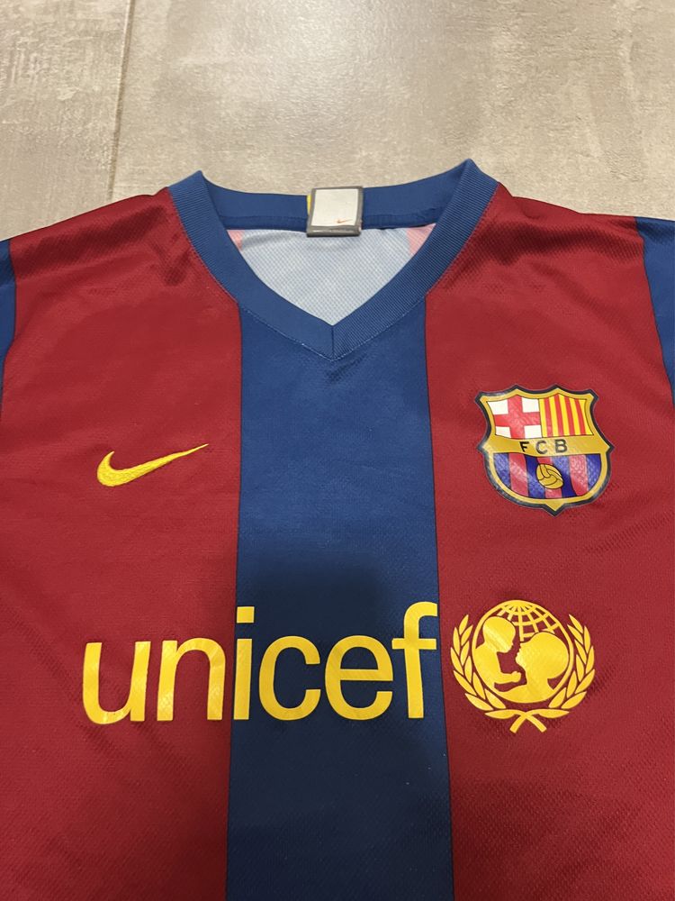 Vând tricou Nike Barcelona