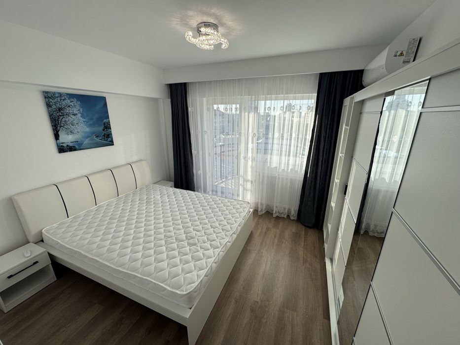 Școlii, Hotel Mara, 3 camere, totul nou