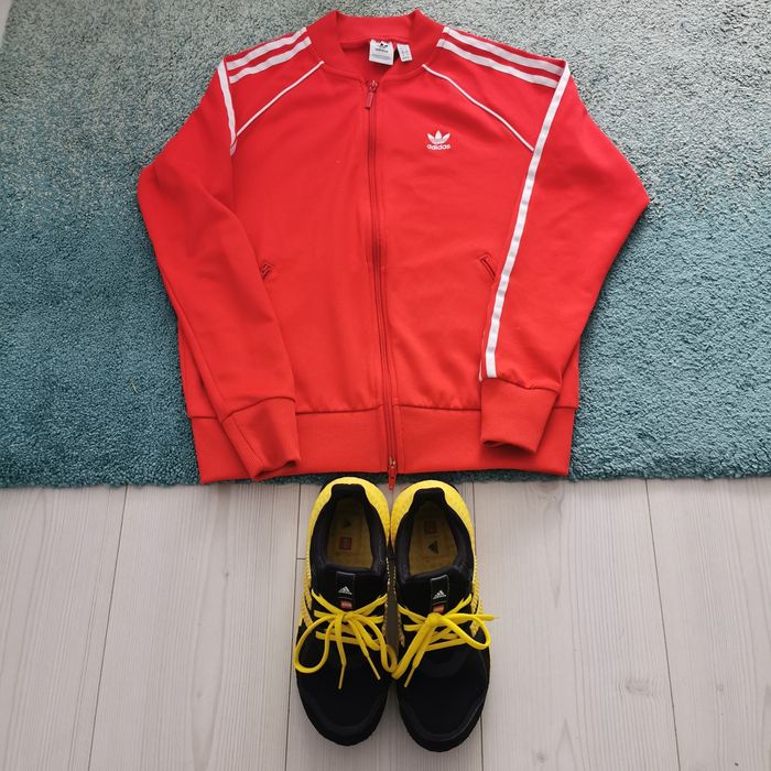 Adidași sport marca Adidas