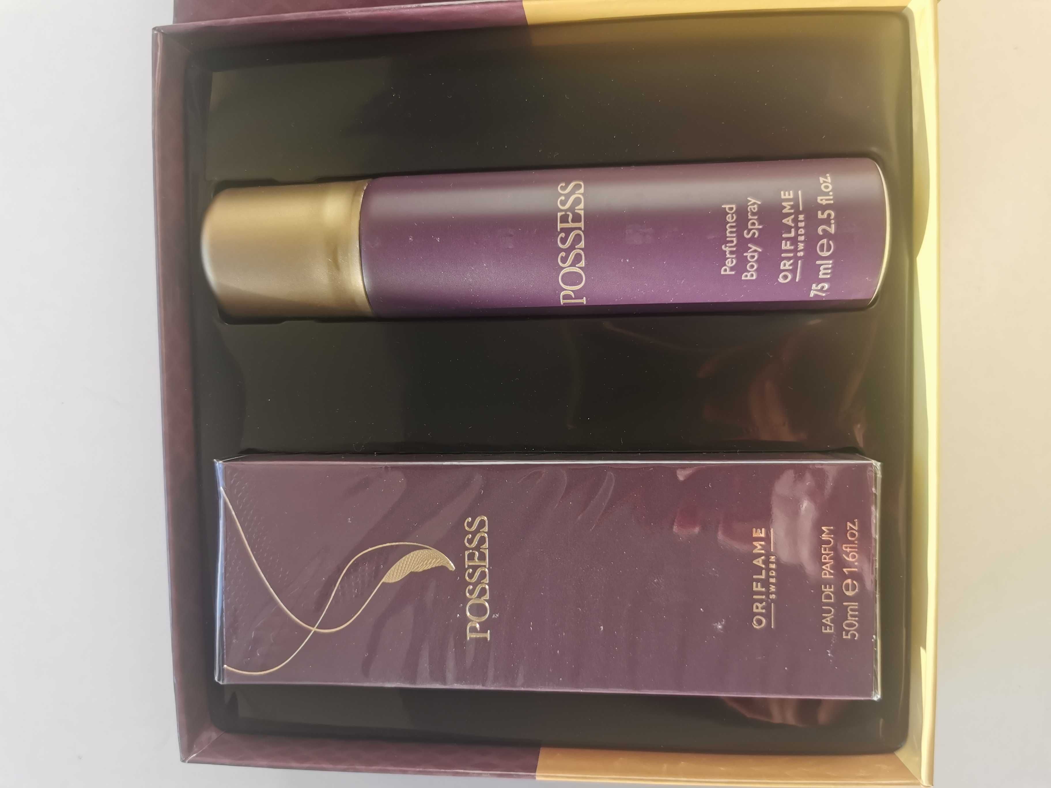 Set parfum și spray Oriflame