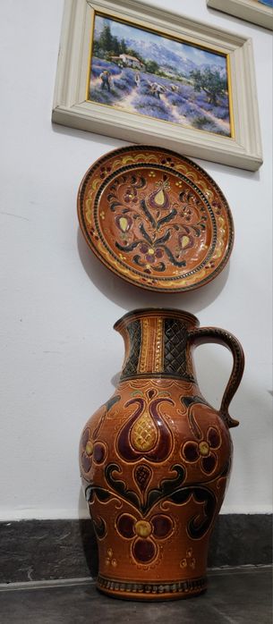 Set carafa și farfurie din ceramica ,hand made, de proveniență Austria