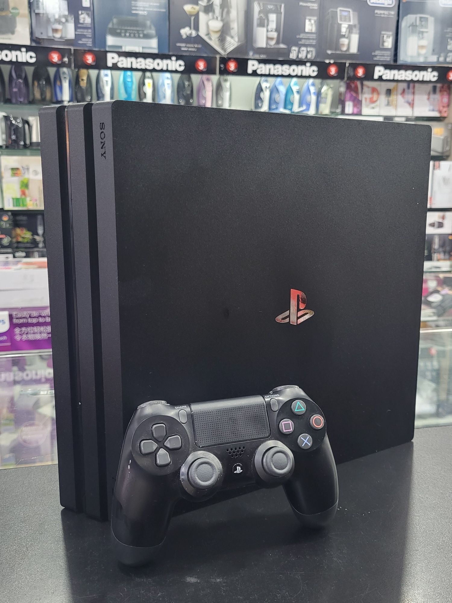 Playstation 4 + игры запись + 2 джойстик