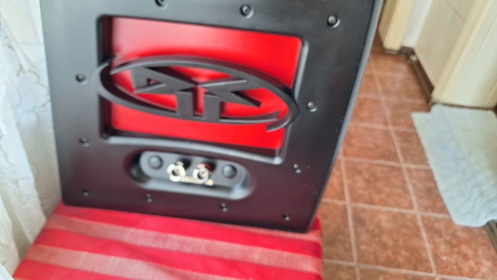 Amplificator XS XSA 440 Intimidator  +subwoofer Rockford fosgate +cabl