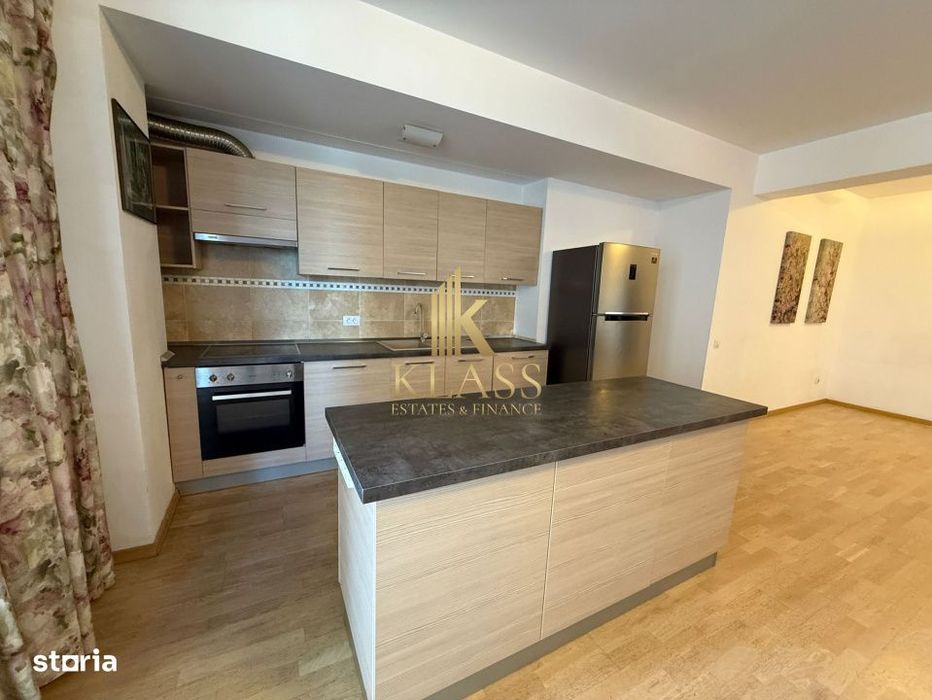 De vanzare apartament decomandat cu 4 camere  in Baneasa